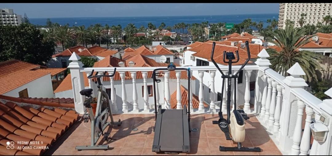 Apartment In Playa De Las Americas 1 Buitenkant foto