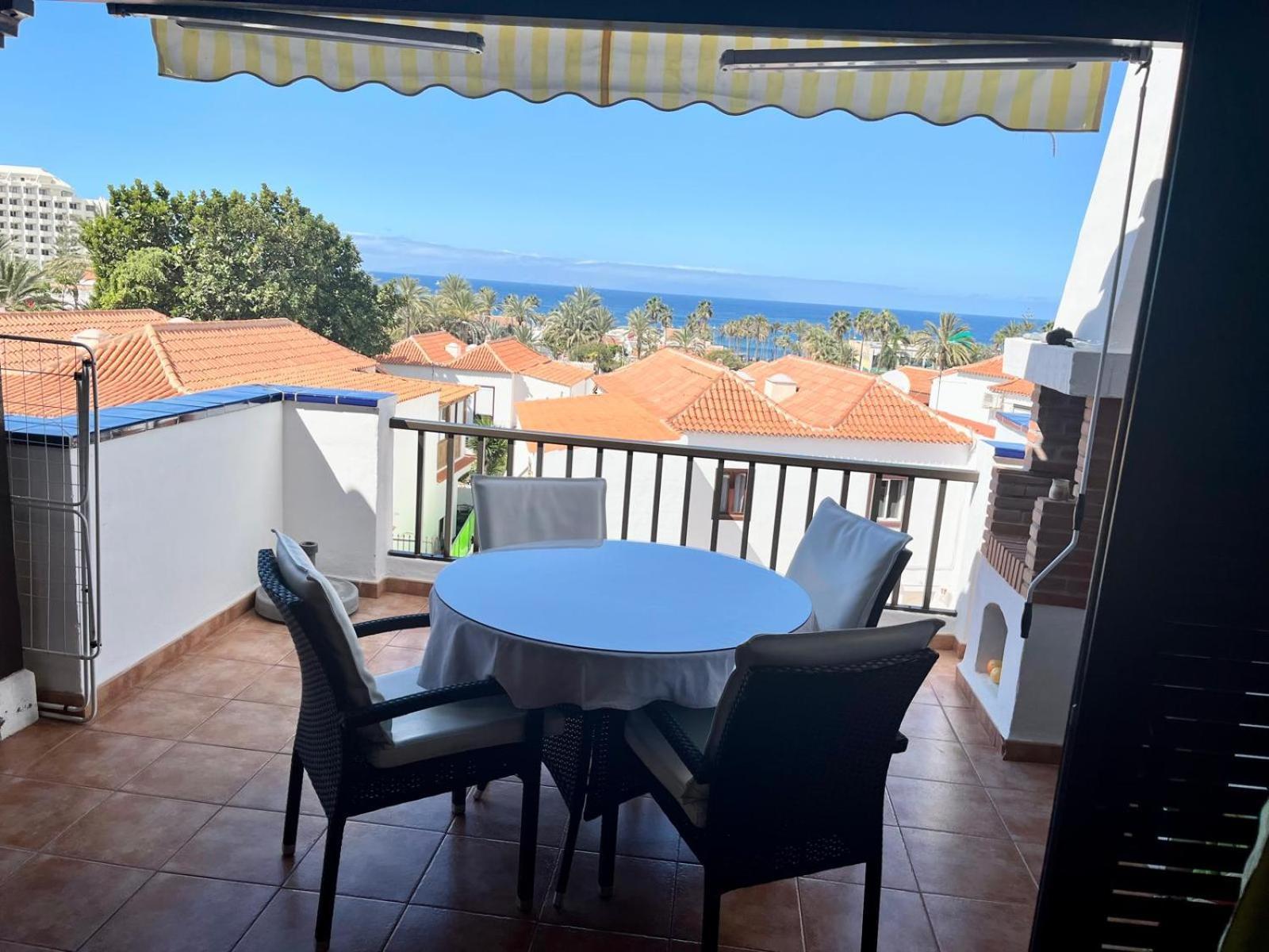 Apartment In Playa De Las Americas 1 Buitenkant foto