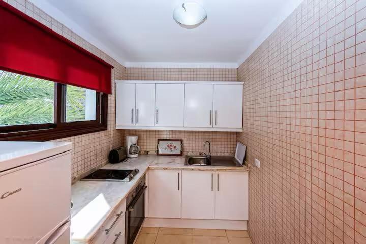 Apartment In Playa De Las Americas 1 Kamer foto