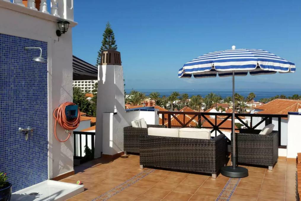 Apartment In Playa De Las Americas 1 Buitenkant foto